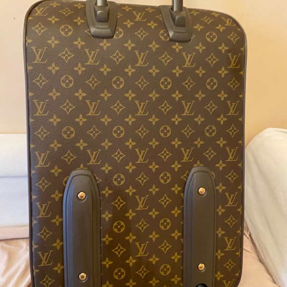 Authentic Louis Vuitton pegase 55 monogram carry on monogram - Picture 6 of 11